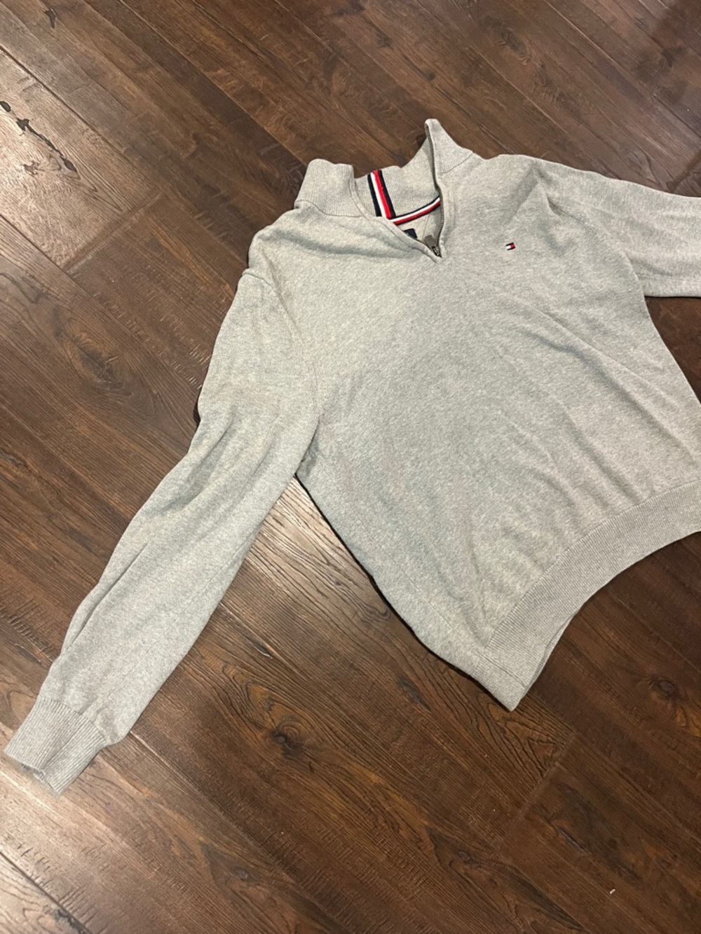Tommy Hilfiger Light Gray Half-Zip Sweater with Flag Logo - Picture 4 of 11